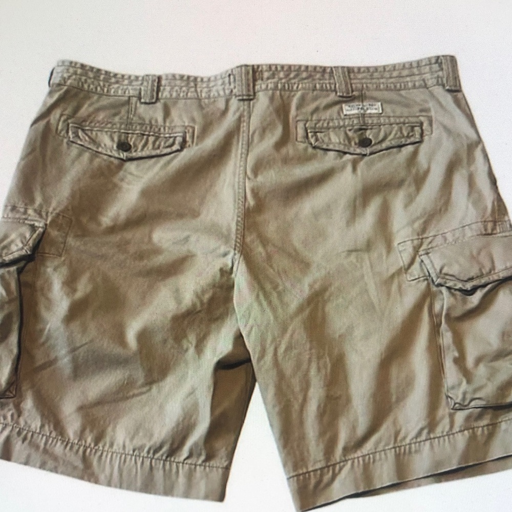 Men's Tan Cargo Shorts